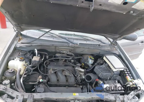 2003 Mazda Tribute Es V6 z USA, uszkodzony, nr VIN 4F2CZ06113KM38442